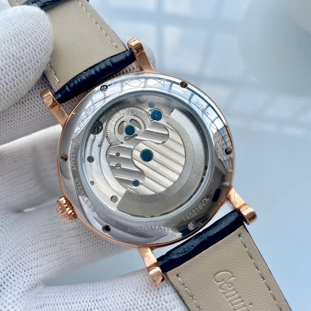 【Foreign Trade Import】💰1520! Patek Philippe (top quality, outstanding debut) 🎉🎉 [Type]: Boutique men's watch (top) exquisite quality [Strap]: Genuine leather strap (durable) [Movement]: Top mechanical movement (stable) [Material]: Mineral super strong mirror (wear-resistant) Exquisite quality Generous style Excellent temperament Wisdom and exclusivity [Size]: 42mm in diameter and 12mm in thickness Hot sale on the market! Welcome to reprint!